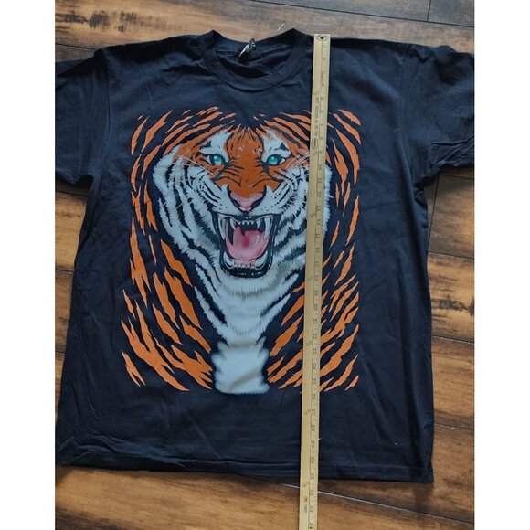 Vintage Single Stitch TIGER GRAPHIC Tshirt Made USA On XL Harley Davidson Tag - Picture 5 of 8